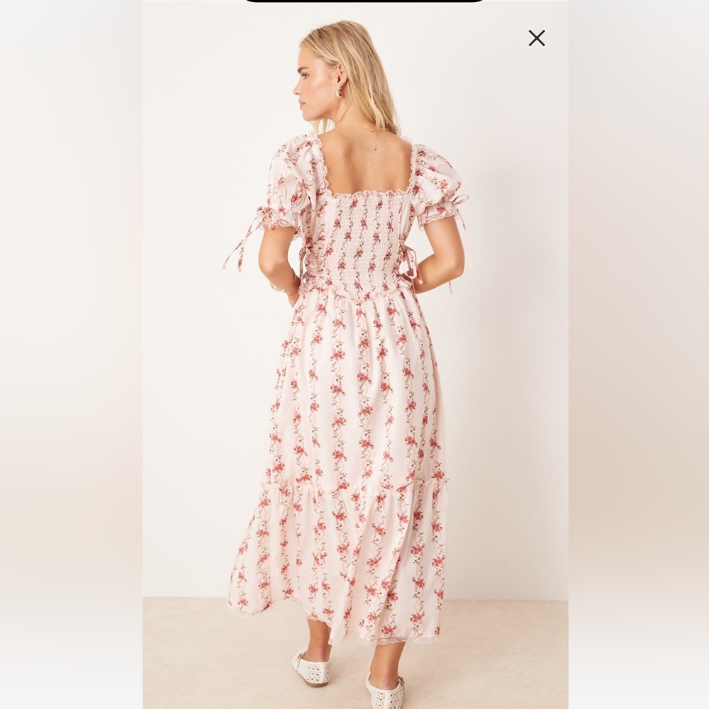 NEW WITH TAGS. Miss Selfridge Petite printed milkmaid corset detail maxi dress.